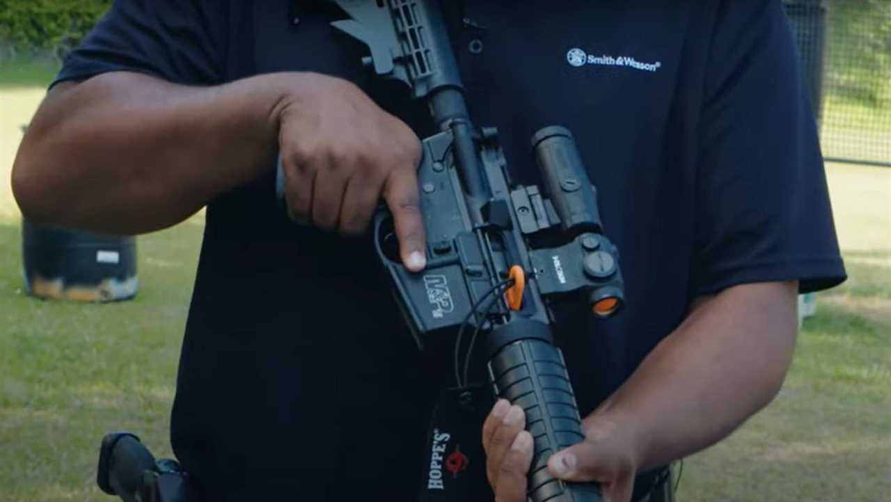 NRA Women |  4 Points of Contact: How to Hold an AR-15
