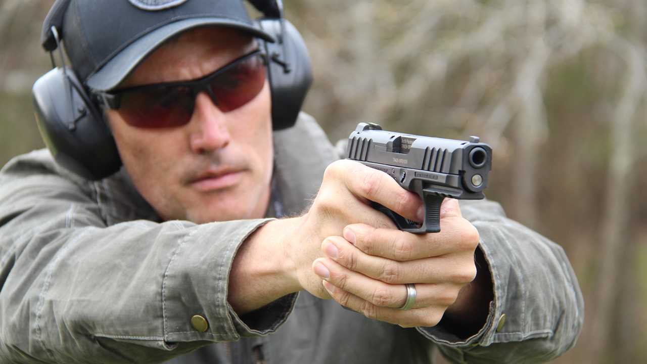 6 Best 9mm Pistols Under $500