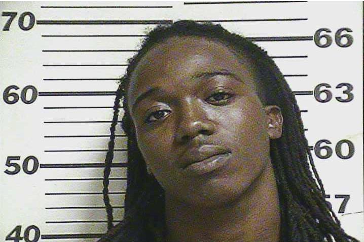 Two Gulfport men arrested for distributing narcotics, possessing firearms