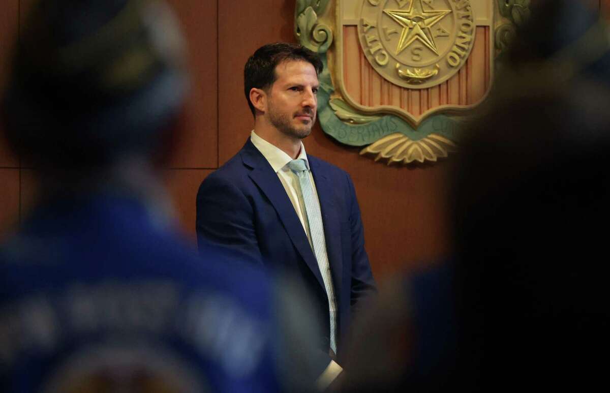 District 1 Councilman Mario Bravo faces censure by the City Council for his actions of berating a colleague and former romantic partner, District 7 Councilwoman Ana Sandoval, in September just before the council’s budget vote. The council as a whole voted, 8-0, to censure and expressed a vote of no confidence against Bravo.