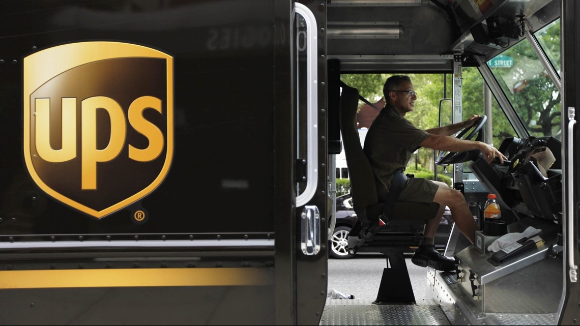 UPS apologizes after Macon job hunters turned away