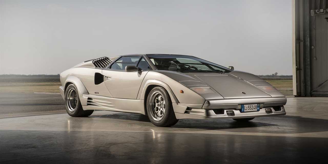 Land vehicle, Vehicle, Car, Supercar, Lamborghini countach, Sports car, Lamborghini, Automotive design, Performance car, Coupé, 